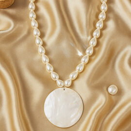 shall-necklace