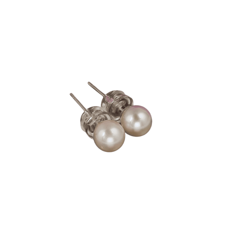 White Luminous Akoya Pearl Earrings in Silver – A Symbol of Timeless Elegance